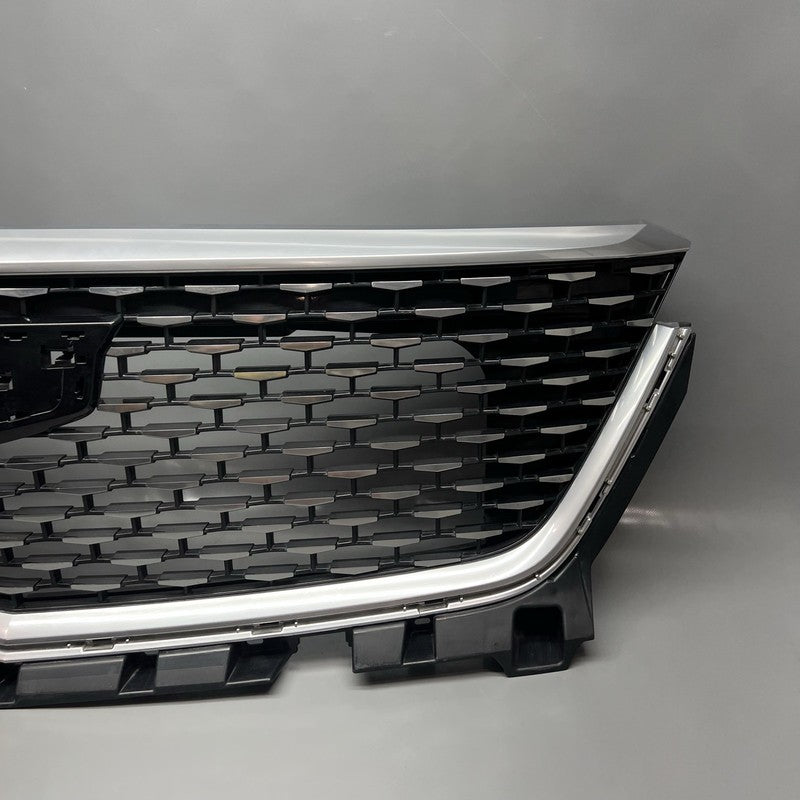 XT6 CADILLAC XT6 GRILLE UPPER 2020 2021 2022 2023 OEM 
