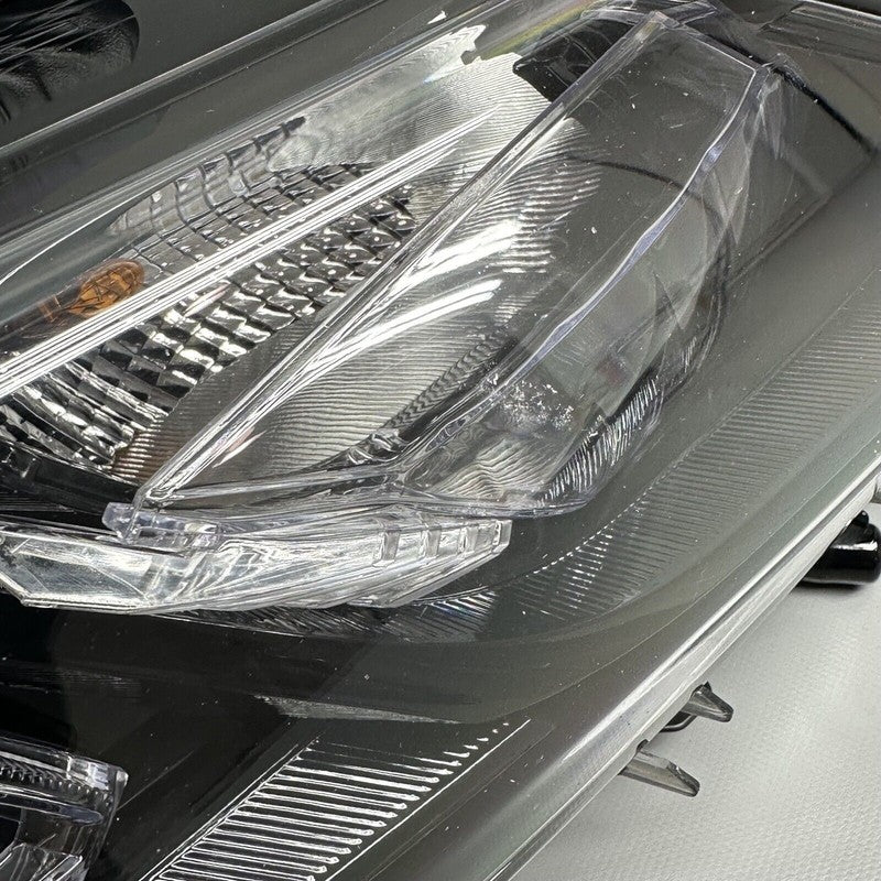 TOYOTA CAMRY HEADLIGHT RIGHT PASSENGER 2018 2019 2020 LED OEM