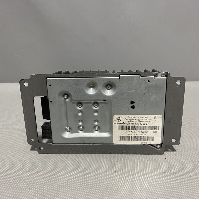 A1698208987 MERCEDES BENZ CLK350 AUDIO AMPLIFIER W209 CLK500 2006 2007 2008 2009 OEM