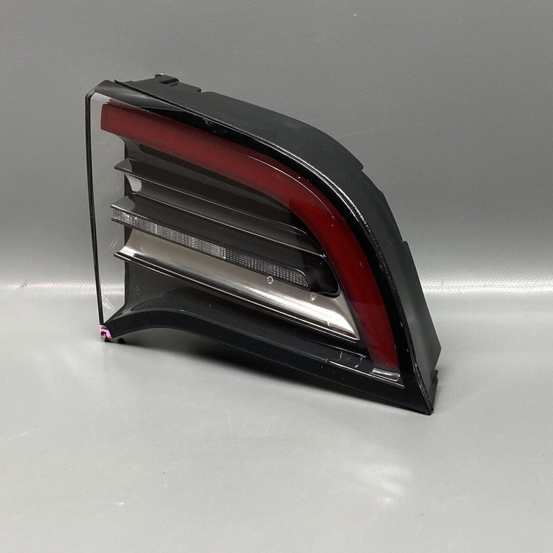 TESLA MODEL 3,Y TAIL LIGHT TRUNK LEFT DRIVER 1077401-96-C 2018 19 20 2