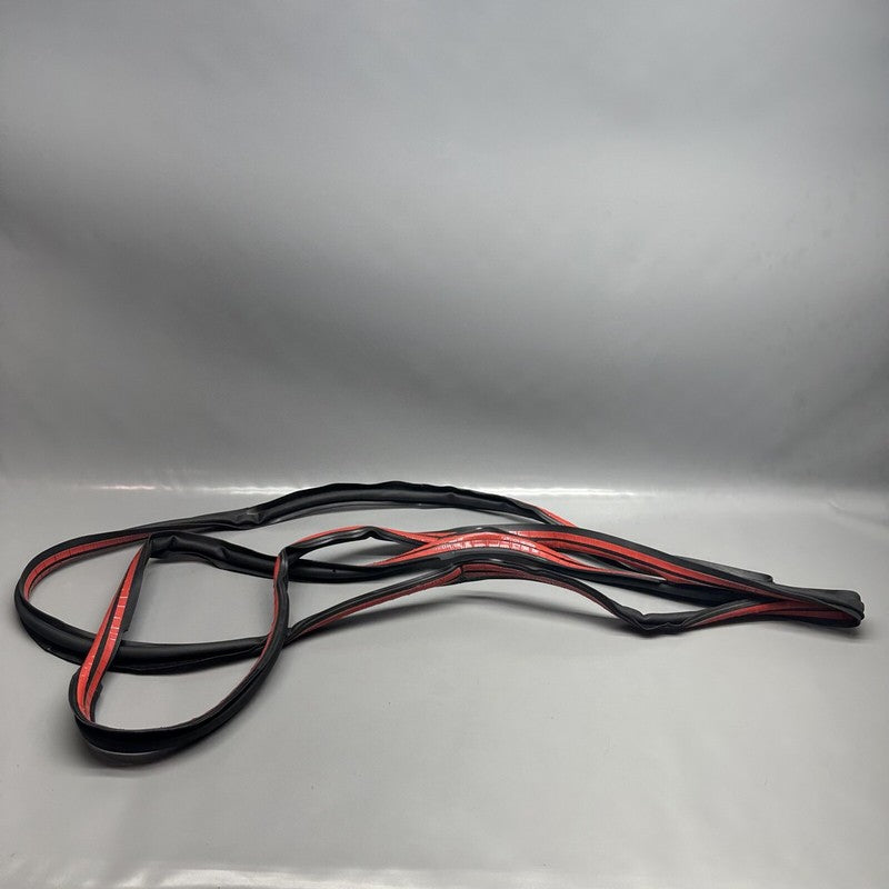 1032469-00-E TESLA MODEL X PRIMARY DOOR SEAL LEFT REAR 2016 17 18 19 2020 OEM 1032469-00-E