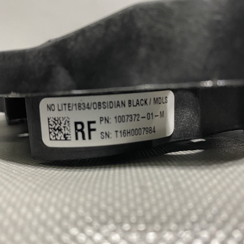 1007372-01-H TESLA MODEL S DOOR HANDLE RIGHT FRONT 1007372-01-H OEM 2016 2017 2018