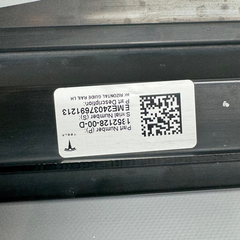 TESLA CYBERTRUCK HORIZONAL GUIDE RAIL LEFT 2024 2025 OEM 1852128-00-D