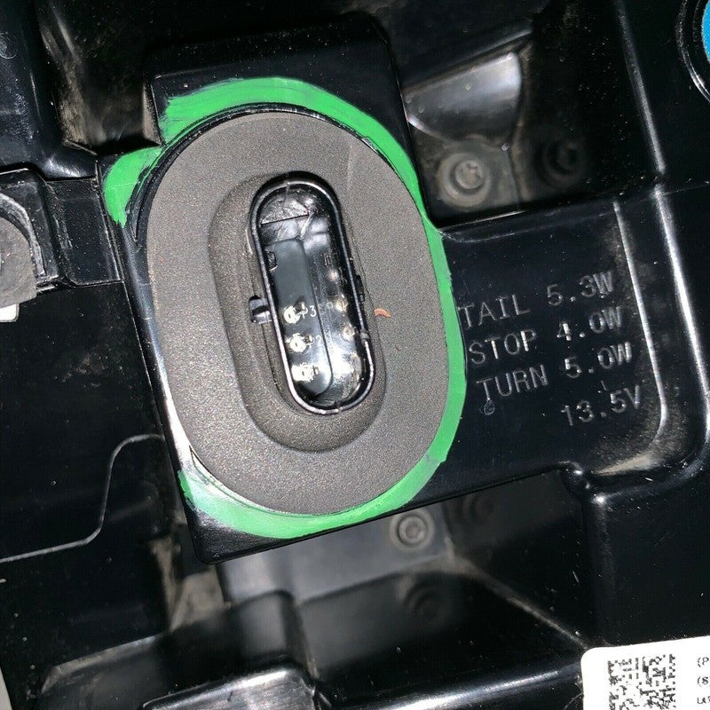 1077397-90-E TESLA MODEL 3 TAIL LIGHT LEFT DRIVER 1077397-90-E 2017 2018 2019 OEM