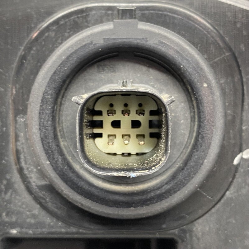 TESLA MODEL X FOG LIGHT RIGHT PASSENGER 2016 2017 2018 2019 2020 10343