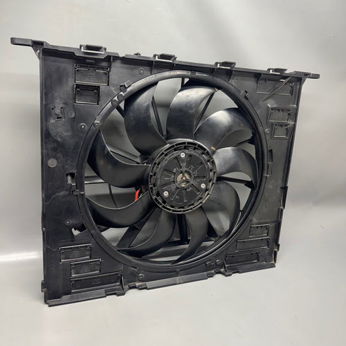 8619625 BMW 530E RADIATOR FAN 540 740E 2016 2017 2018 2019 2020 OEM 8619625