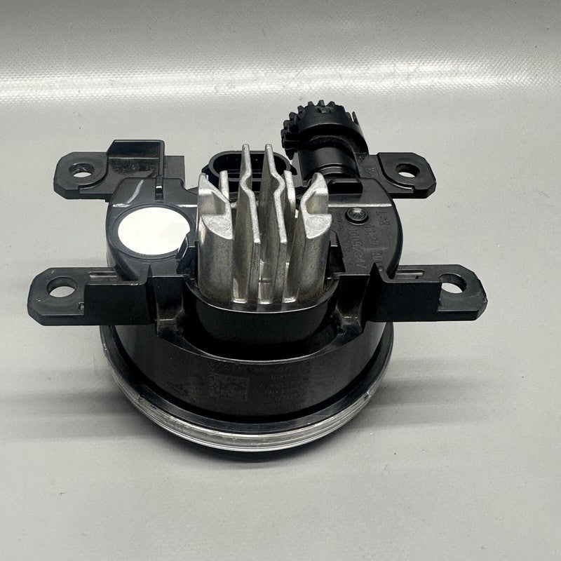 670033497 MASERATI LEVANTE FOG LIGHT LEFT RIGHT 2017 2018 2019 2020 OEM 670033497