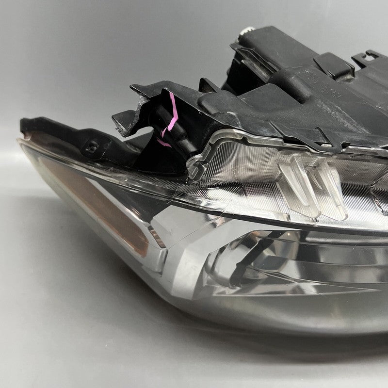 TOYOTA TACOMA HEADLIGHT LEFT DRIVER 2016 2017 2018 2019 2020 2021 2022 OEM