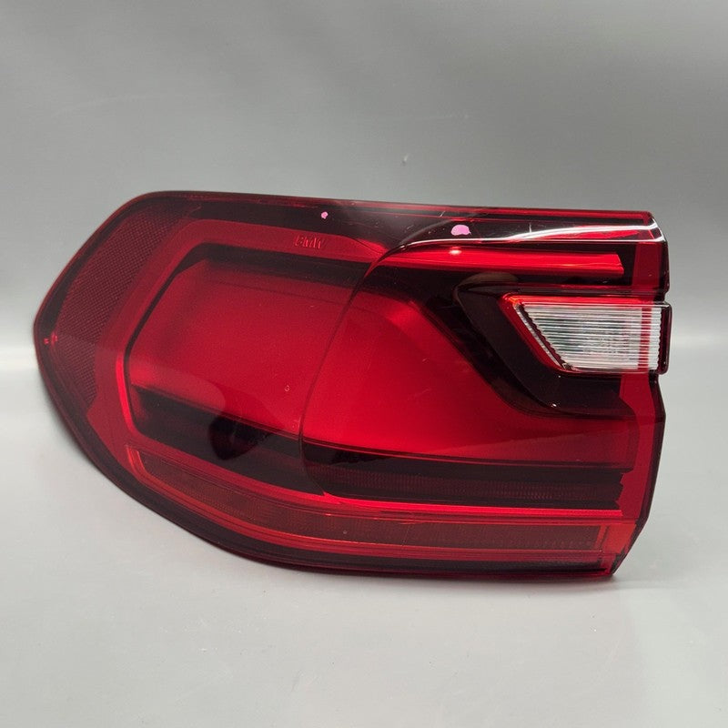 BMW X7 TAIL LIGHT RIGHT PASSENGER 2019 2020 2021 2022 OEM H45A164A605