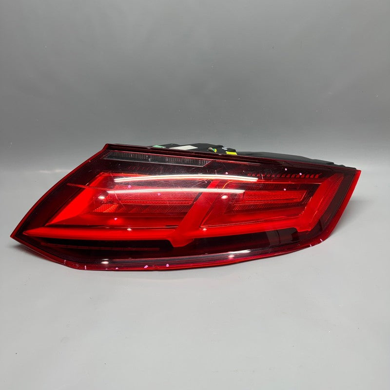 AUDI TT TAIL LIGHT RIGHT PASSENGER 2016 2017 2018 2019 2020 OEM 8S0945