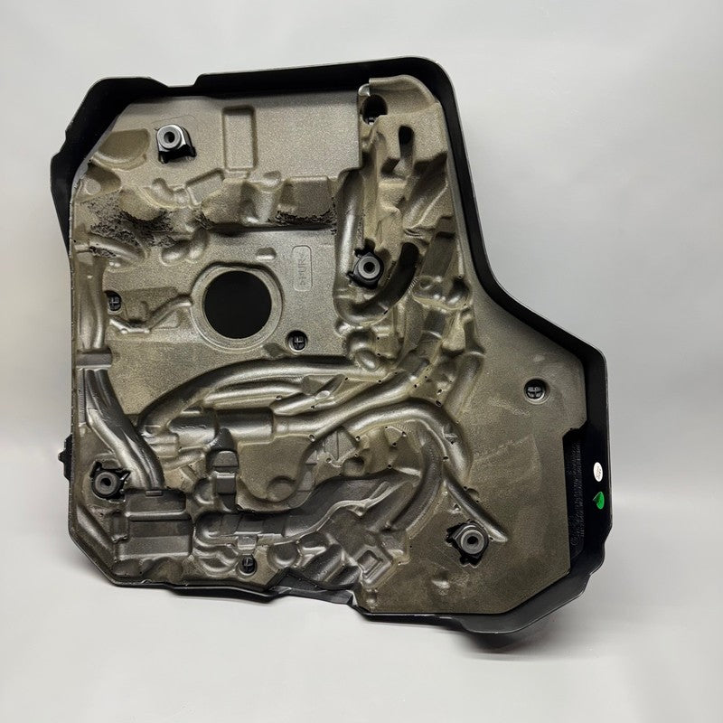 BMW 330I ENGINE COVER 2019 2020 2021 2022 2023 OEM 8676203