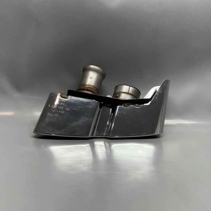 36A253682A BENTLEY BENTAYGA EXHAUST TIP MUFFLER RIGHT 2016 20107 2018 2019 2020 36A253682A