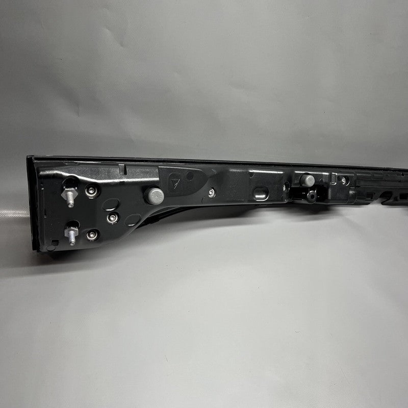 973945093BC PORSCHE PANAMERA 971 TAIL LIGHT CENTER 2022 2023 OEM 973945093BC