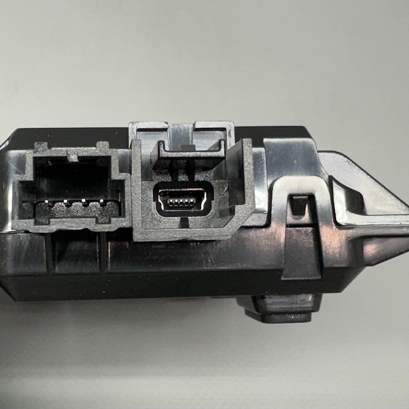 TESLA MODEL 3 USB HUB CHARGER DATA FRONT 2017 2018 2019 2020 OEM 10932
