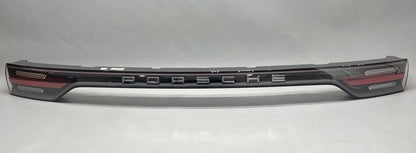 9Y0945081Q PORSCHE CAYENNE TAIL LIGHT CENTER TRUNK 2019 2020 2021 LED OEM 9Y0945081Q