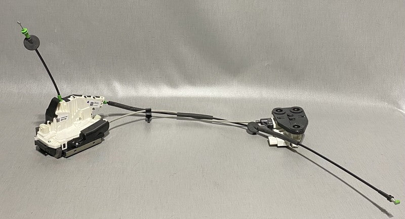 1126200-00-B TESLA MODEL X DOOR LATCH RIGHT FRONT 1126200-00-B 2016 2017 2018 2019 OEM