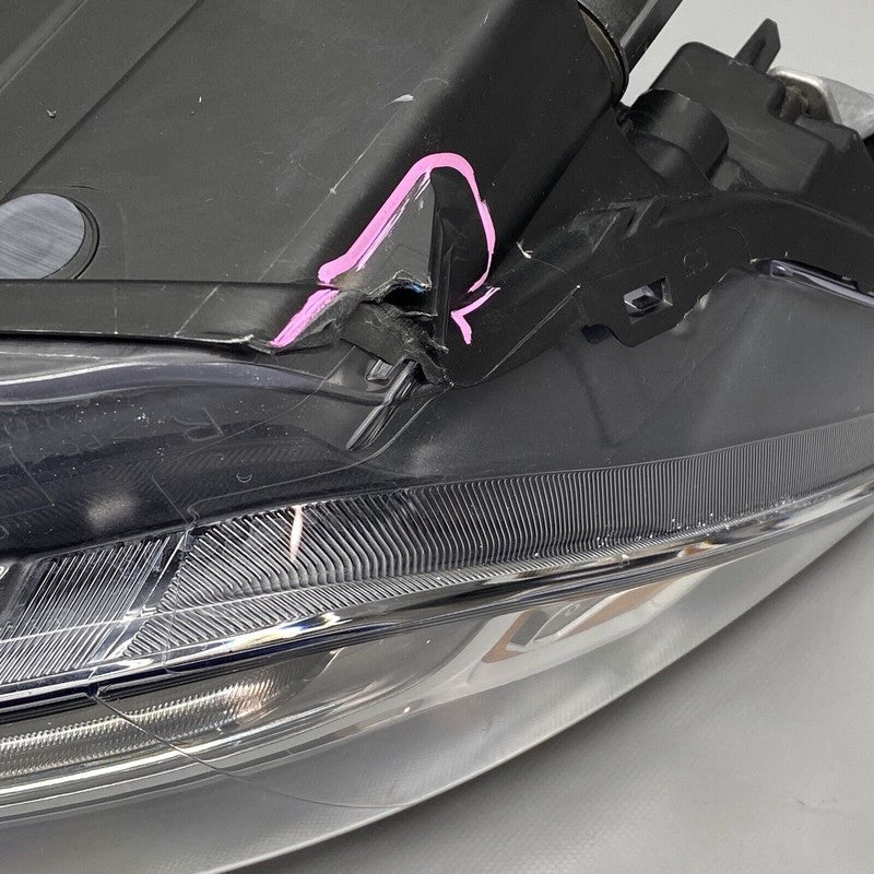 VOLVO XC40 HEADLIGHT RIGHT PASSENGER 32228550 2019 2020 2021 2022 LED 