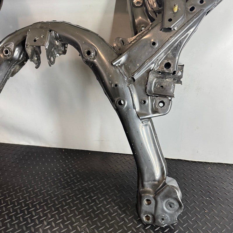 TESLA MODEL Y SUBFRAME CROSSMEMBER FRONT 1044531-00-C 2020 2021 2022 2