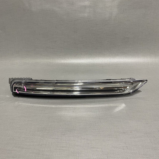 7P5941182J PORSCHE CAYENNE GTS FOG LIGHT RIGHT PASSENGER 7P5941182J 2015 2016 2017 LED OEM