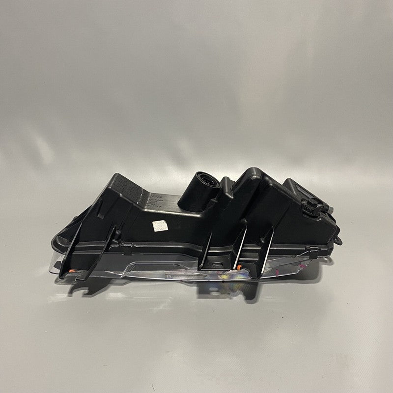TESLA MODEL 3 FOG LIGHT RIGHT PASSENGER  2017 2018 2019 2020 OEM DAMAG