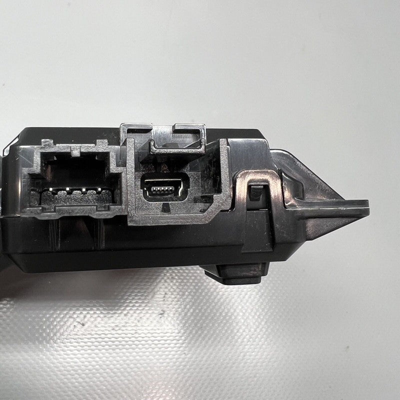 TESLA MODEL 3 USB HUB CHARGER DATA FRONT 2017 2018 2019 2020 OEM 10932