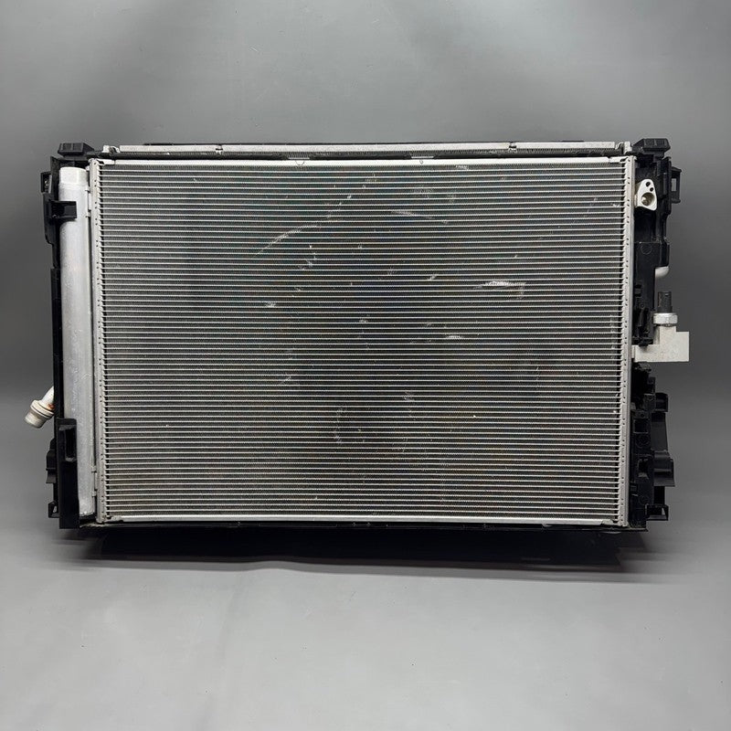 A2045003703 MERCEDES BENZ E350 E550 COOLANT RADIATOR 2010 2011 2012 2013 2014 2015 OEM