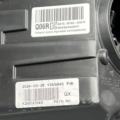 92102-K2070 HYUNDAI VENUE HEADLIGHT RIGHT PASSENGER 2020 2021 2022 2023 2024 HALOGEN 