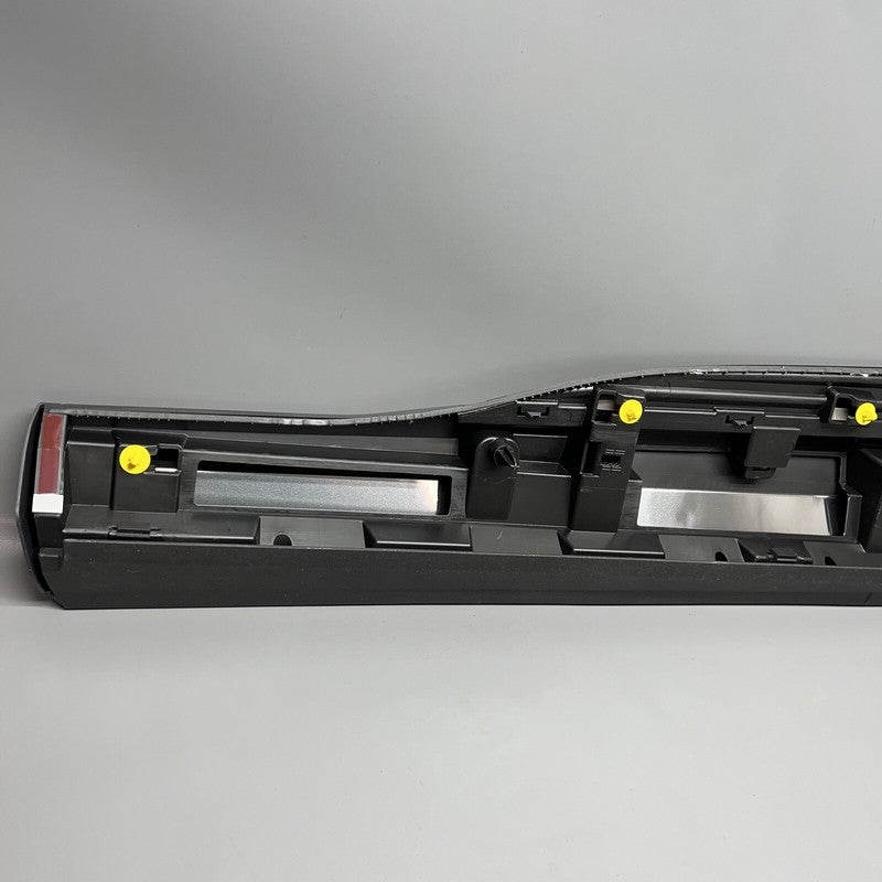 4KE853960 AUDI E-TRON DOOR MOLDING RIGHT FRONT 2019 2020 2021 2022 2023 OEM 4KE853960