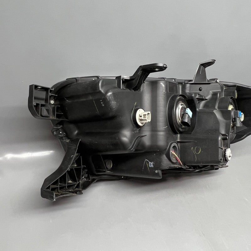 TOYOTA TACOMA TRD HEADLIGHT RIGHT PASSENGER 2016 2017 2018 OEM