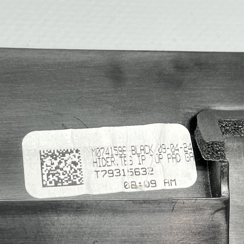 1819654-00 TESLA CYBERTRUCK TOP PAD PANEL TRIM 2024 2025 OEM 1819654-00