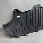 1638051-00-B TESLA MODEL Y REAR BUMPER LOWER SPLASH SHILED 2020 2021 2022 2023 1638051-00-B
