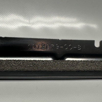1072079-00-B TESLA MODEL X DOOR SEAL LEFT REAR 2016 2017 2018 2019 2020 OEM 1072079-00-B