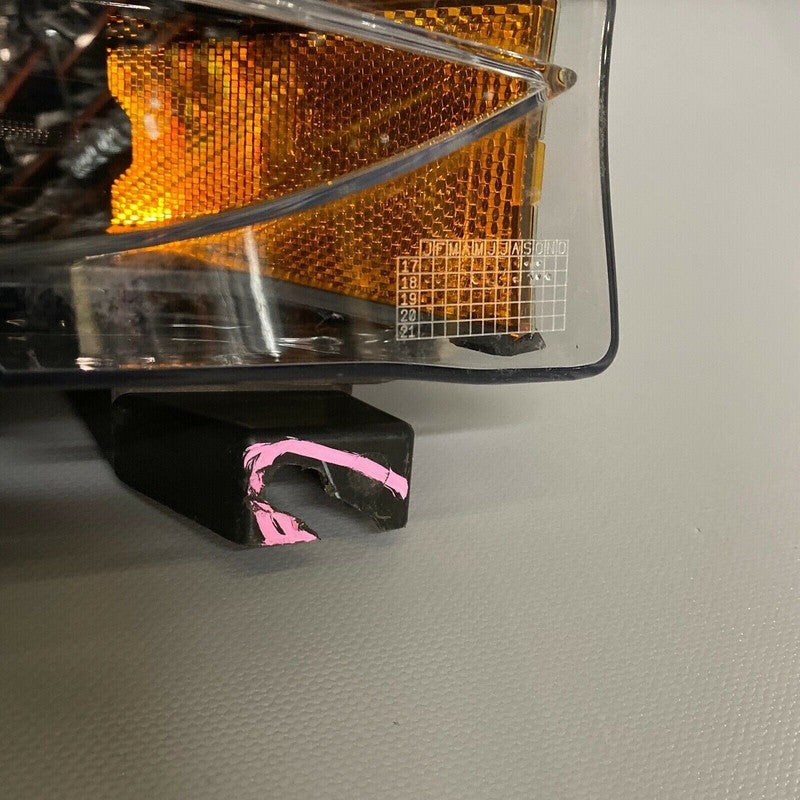 TESLA MODEL 3 FOG LIGHT RIGHT PASSENGER SIDE 2017 2018 2019 2020 LED O