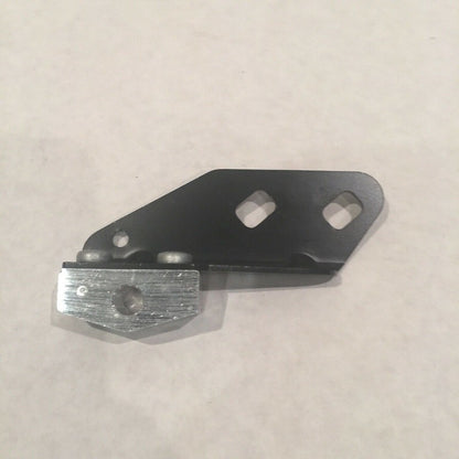 420810841B AUDI R8 LEFT EXTERIOR MOUNT BRACKET 2008 2009 2010 2011 2012 OEM