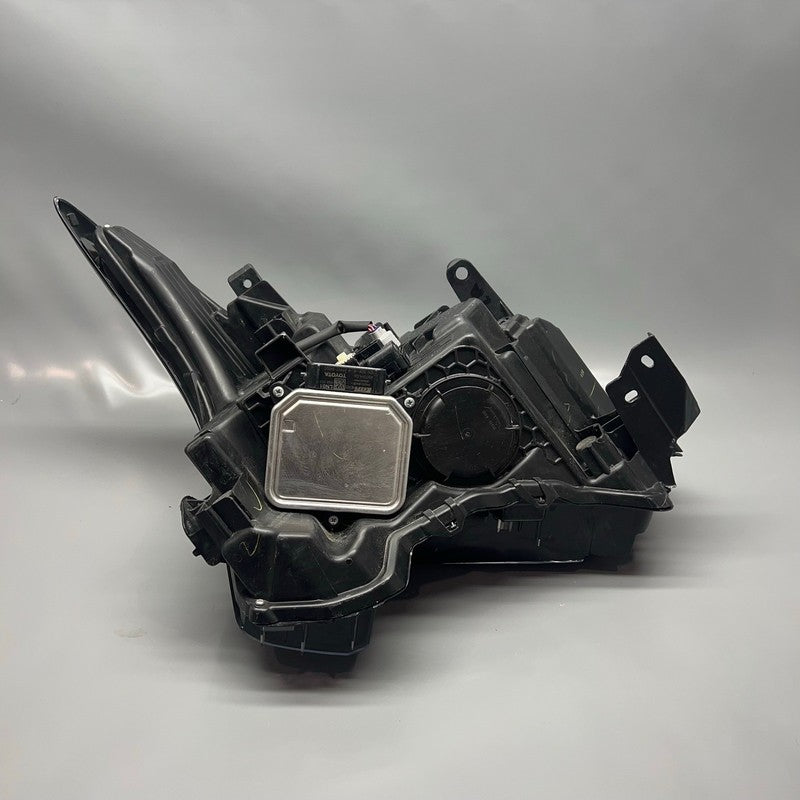 TOYOTA TUNDRA HEADLIGHT LEFT DRIVER 2022 2023 2024 LED OEM