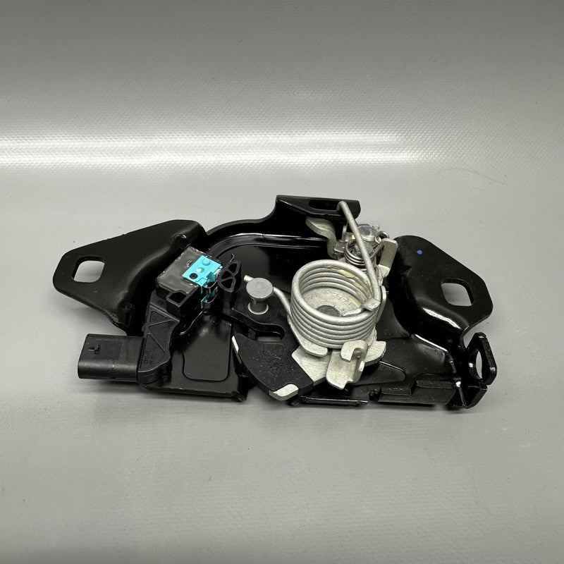 1500397-00-E TESLA MODEL Y HOOD LOCK LATCH 2020 2021 2022 2023 OEM 1500397-00-E