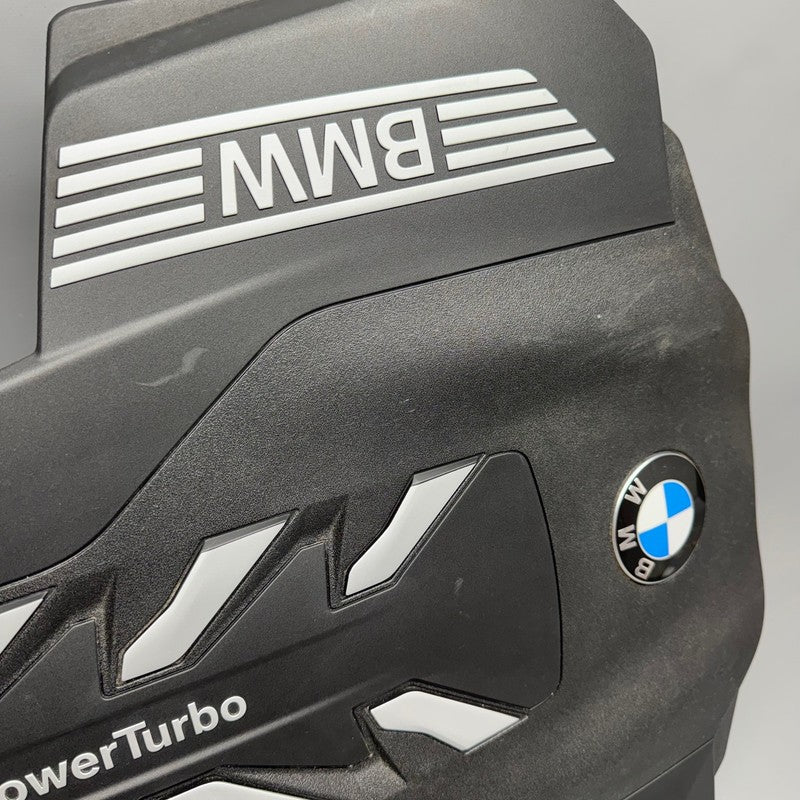 BMW M850I M550 ENGINE COVER 2020 2021 2022 2023 OEM 8489414