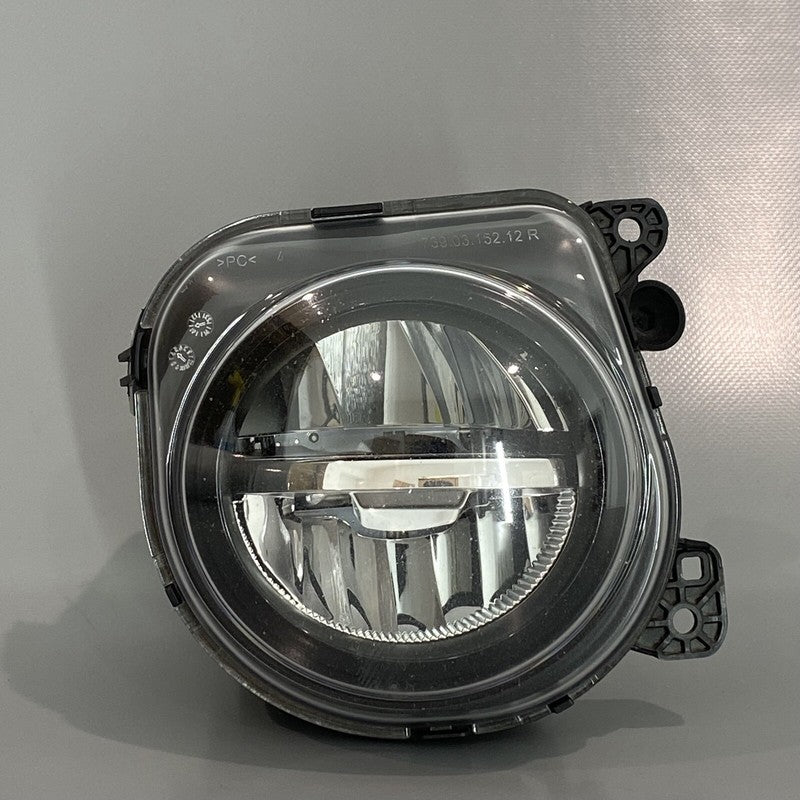 6317-7311294 BMW 528 FOG LIGHT RIGHT PASSENGER 2014 2015 2016 6317-7311294 OEM