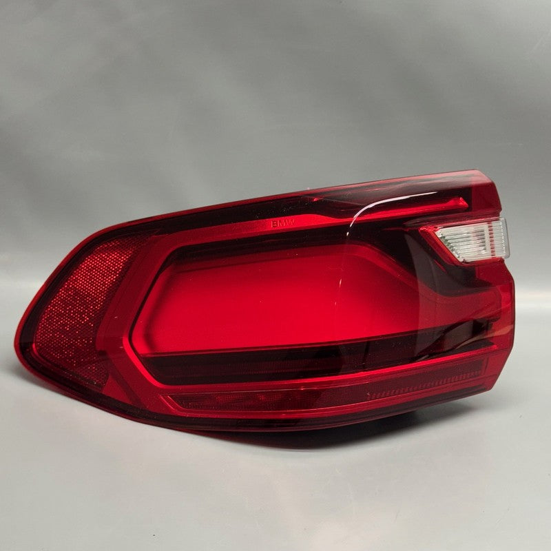 BMW X7 TAIL LIGHT LEFT DRIVER 2019 2020 2021 2022 OEM H45A164A605