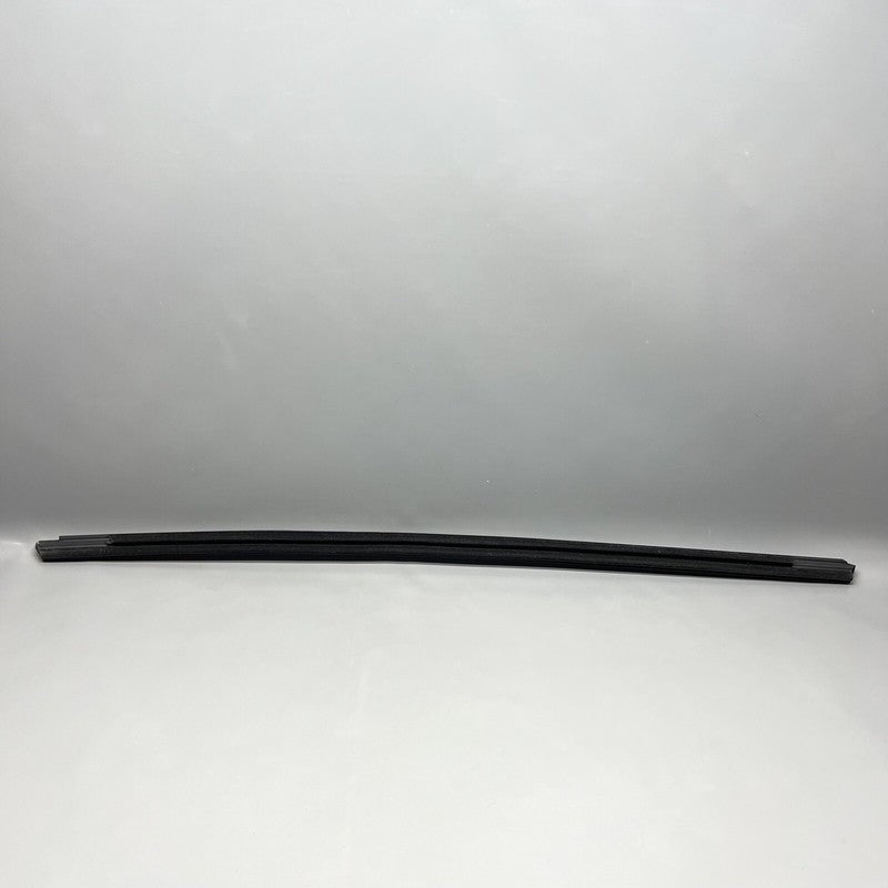 1495722-00-B TESLA MODEL Y DOOR WINDOW MOLDING LEFT REAR 2020 21 22  2023 OEM 1495722-00-B
