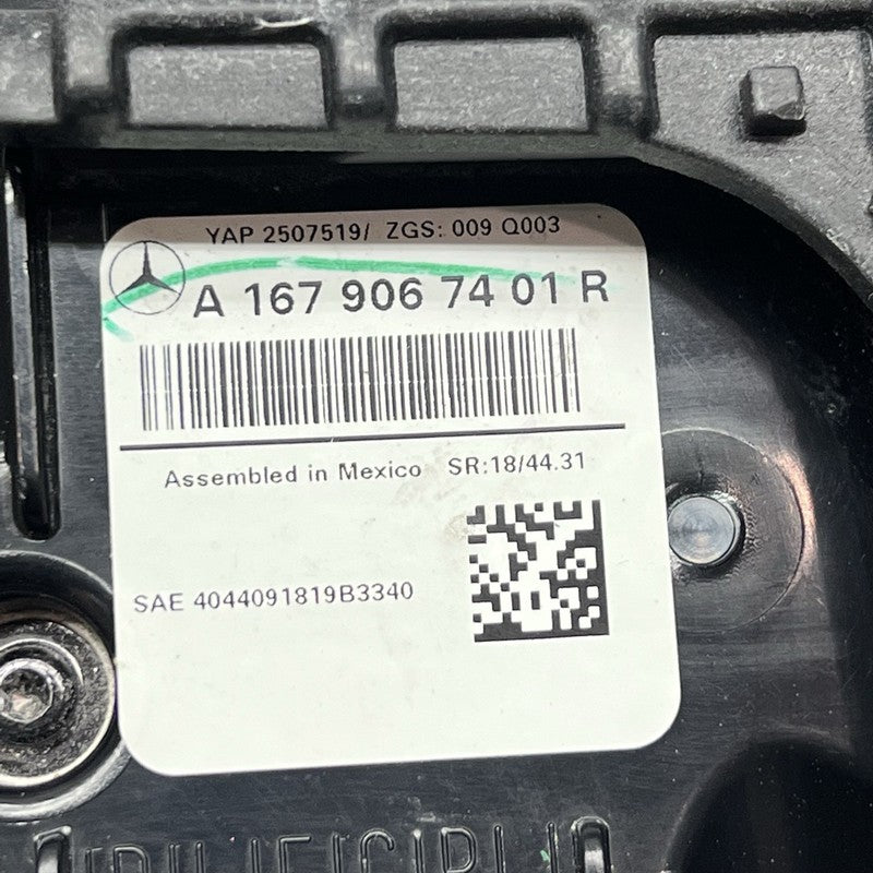 A1679067401 MERCEDES BENZ TRUNK TAIL LIGHT RIGHT PASSENGER GLS 450 2020 2021 2022 2023 2024