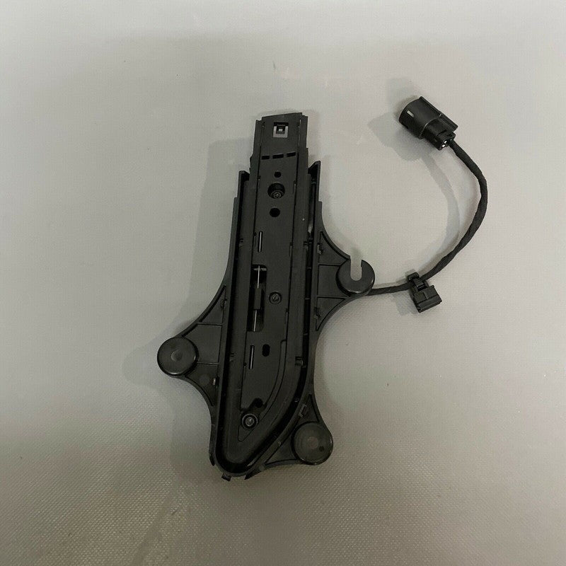 TESLA MODEL X DOOR HANDLE HOUSING LEFT FRONT EXTERIOR 2016 2017 2018 2