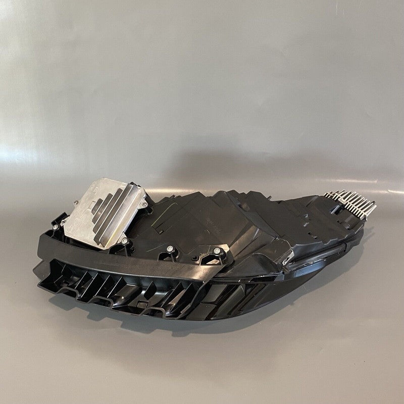 1077372-00-L TESLA MODEL 3 HEADLIGHT RIGHT PASSENGER LED 1077372-00-L 2017 2018 2019 2020 OEM