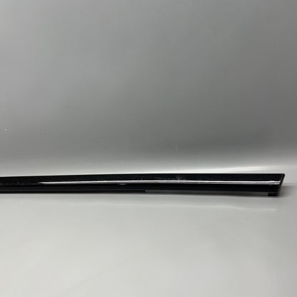 9Y0837476H PORSCHE CAYENNE DOOR BELT MOLDING RIGHT FRONT 2019 2020 OEM 9Y0837476H