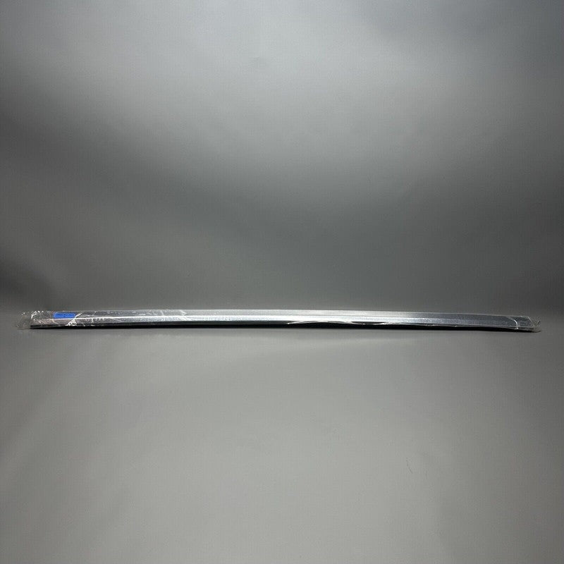 1098684-00-D TESLA MODEL X DOOR WINDOW MOLDING RIGHT FRONT 2015 16 17 18 19 20 21 22 2023 OEM