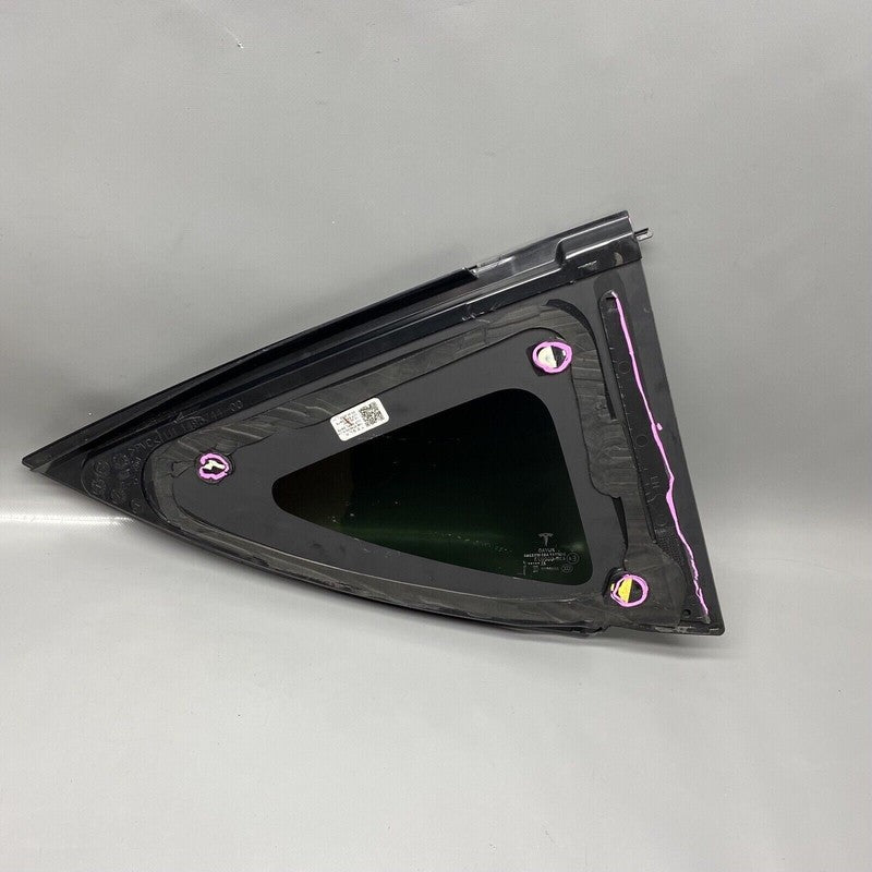1495740-99-H TESLA MODEL Y QUARTER GLASS LEFT REAR 2020 2021 2022 2023 OEM 1495740-99-H