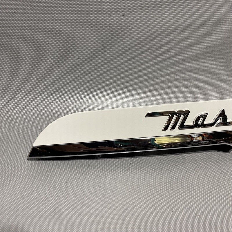 670071824 MASERATI GHIBLI TRUNK CAMERA REAR TRIM HANDLE 670071824 2014 2015 2016 OEM
