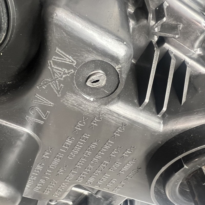 GMC SIERRA 1500 HEADLIGHT LEFT DRIVER BASE 2019 2020 2021 2022 LED AFTERMARKET