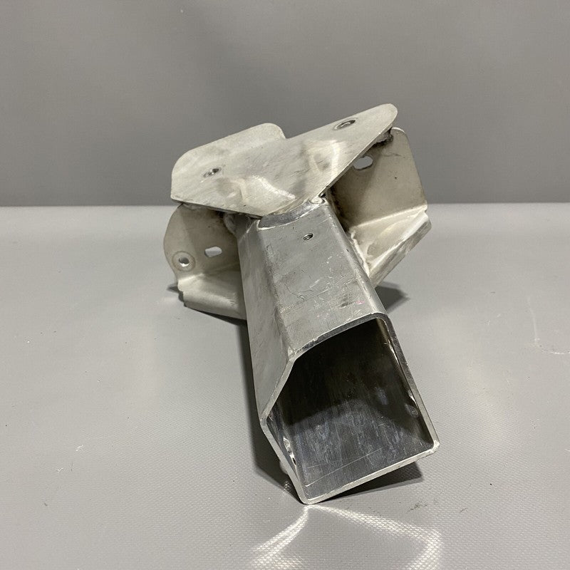 420807554B AUDI R8 REINFORCEMENT BRACKET RIGHT REAR 2008 2009 2010 2011 2012 OEM 420807554B