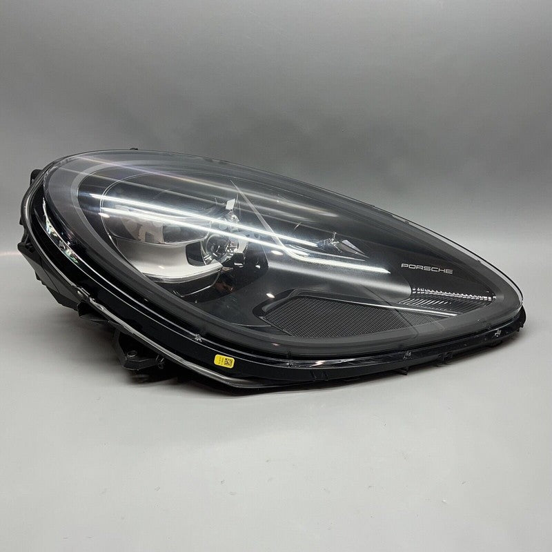 95B941010AR PORSCHE MACAN HEADLIGHT RIGHT PASSENGER LED 2019 2020 2021 OEM 95B941010AR